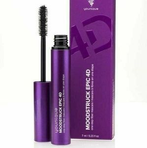 Moodstruck 4d mascara